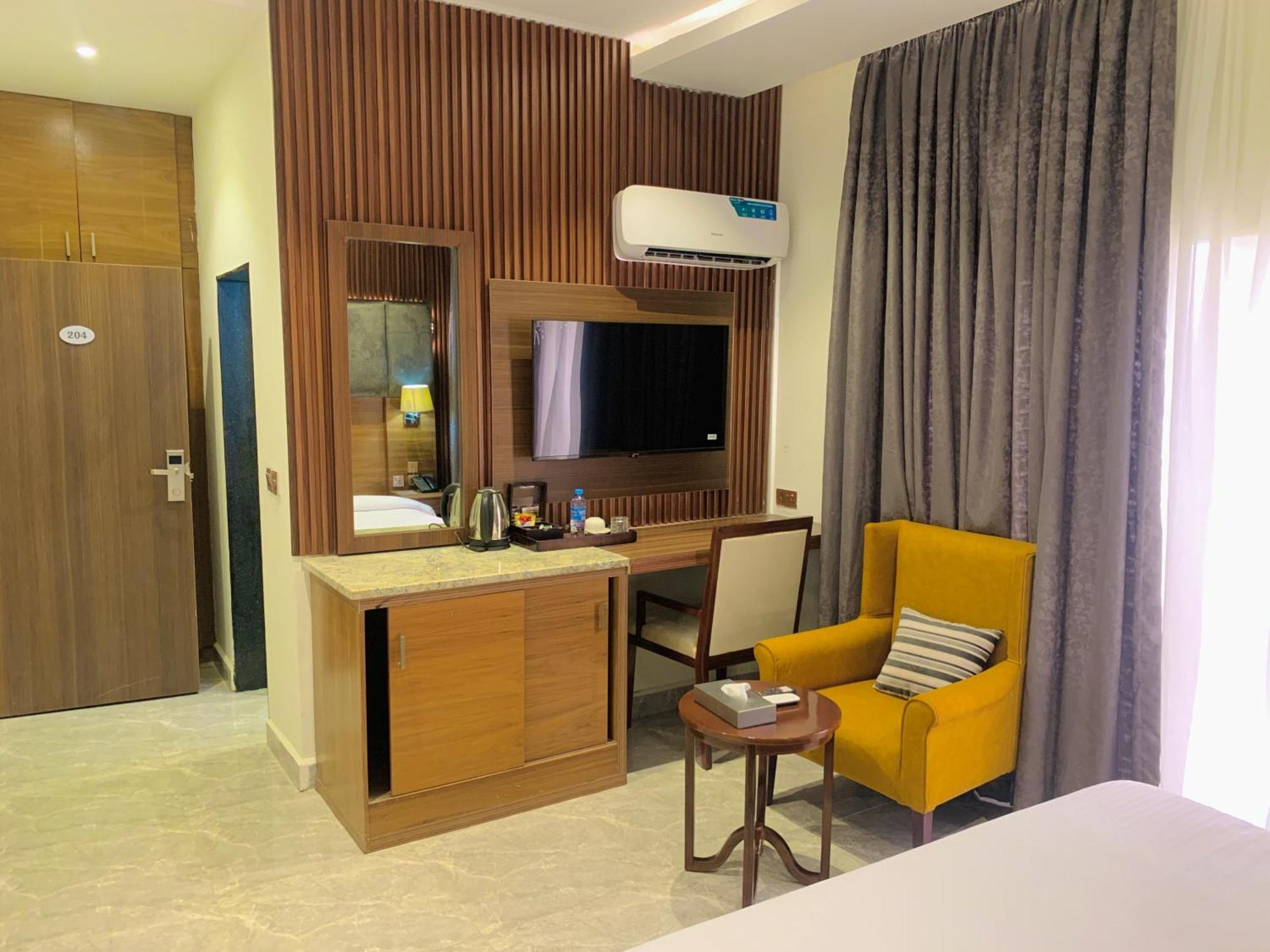 Amor Hotels Abuja Buitenkant foto