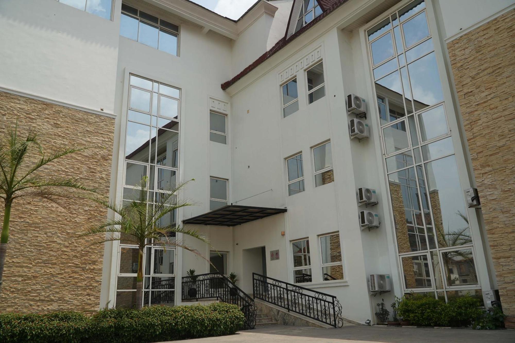 Amor Hotels Abuja Buitenkant foto