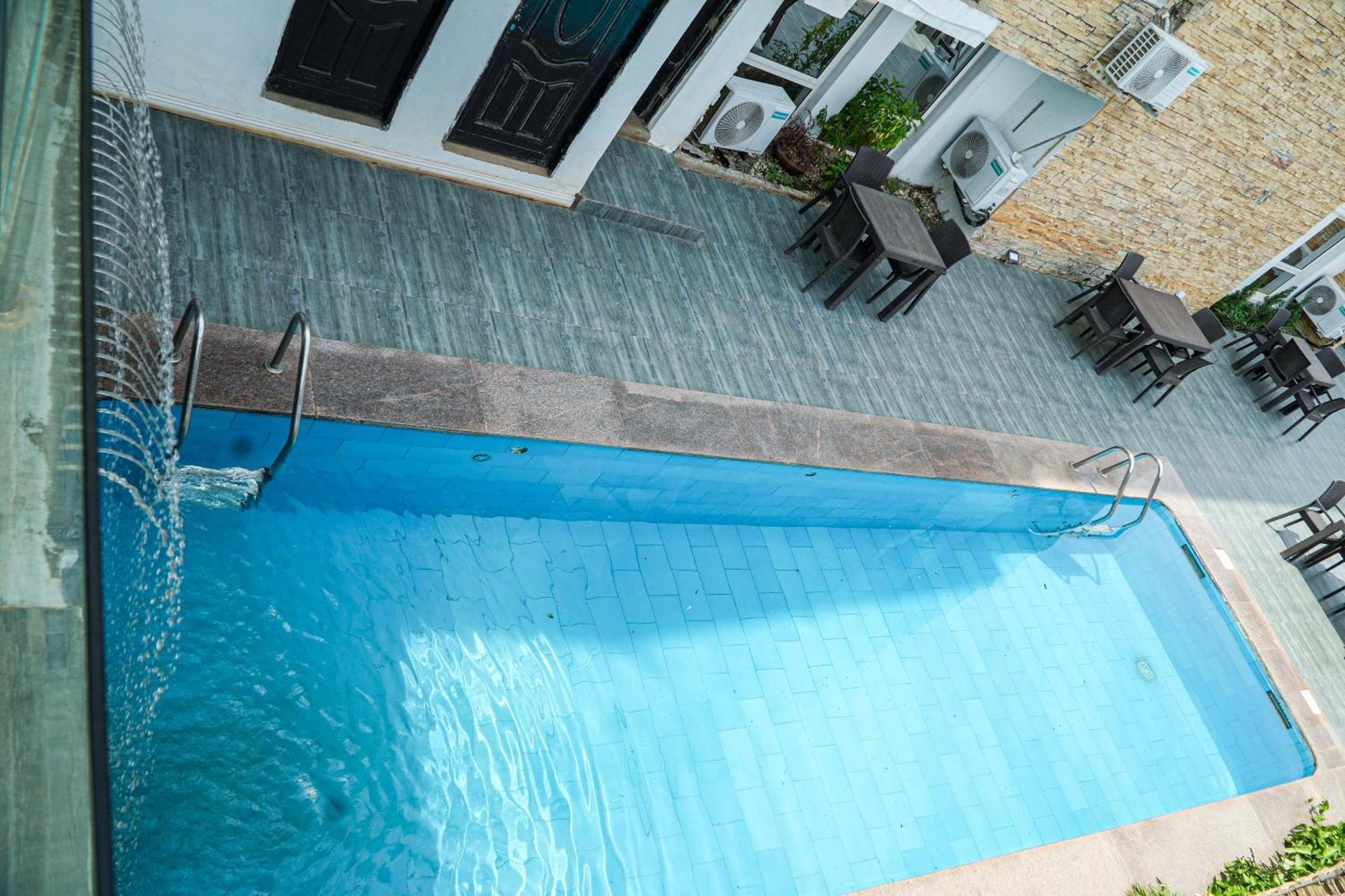 Amor Hotels Abuja Buitenkant foto
