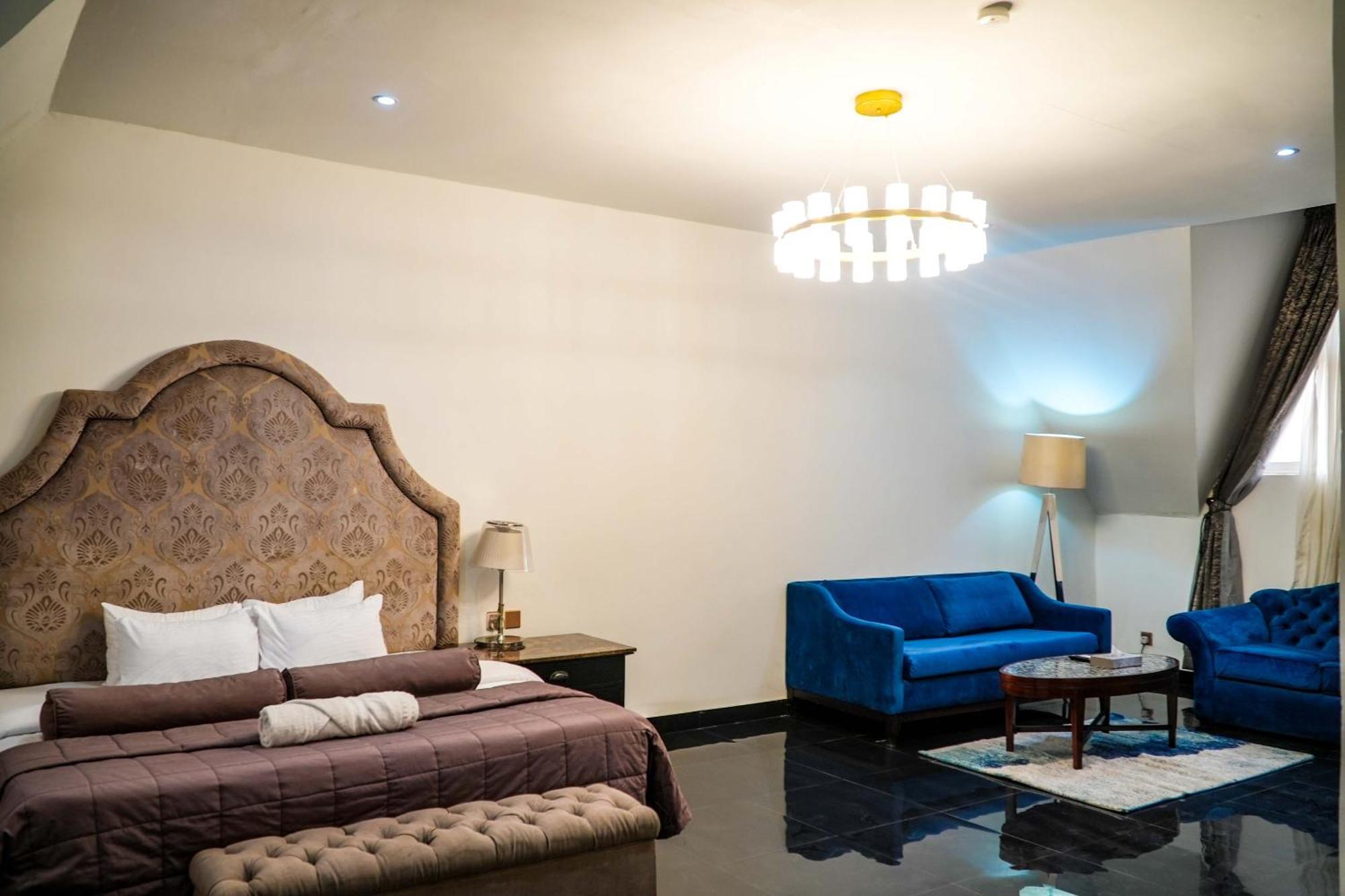 Amor Hotels Abuja Buitenkant foto