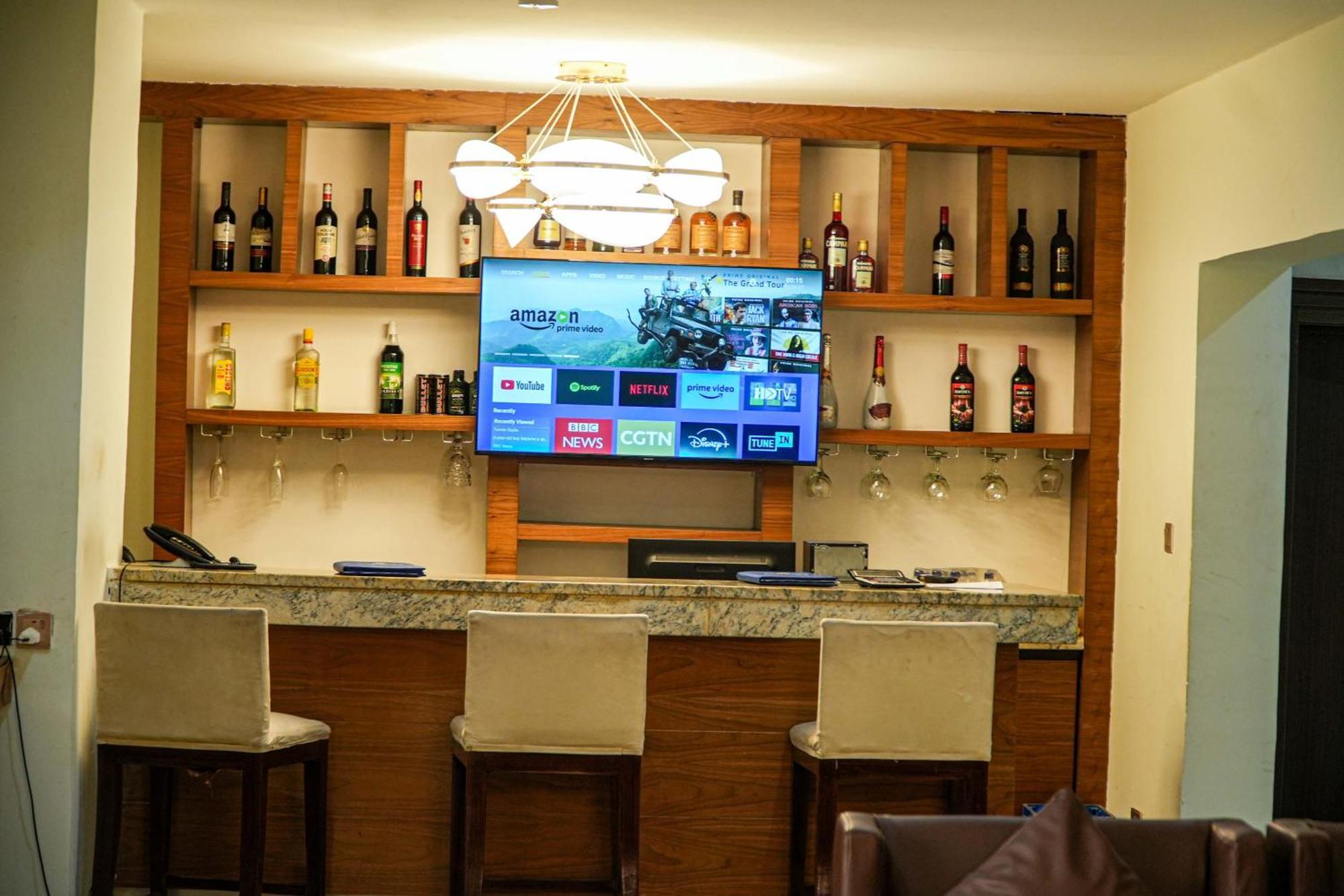 Amor Hotels Abuja Buitenkant foto